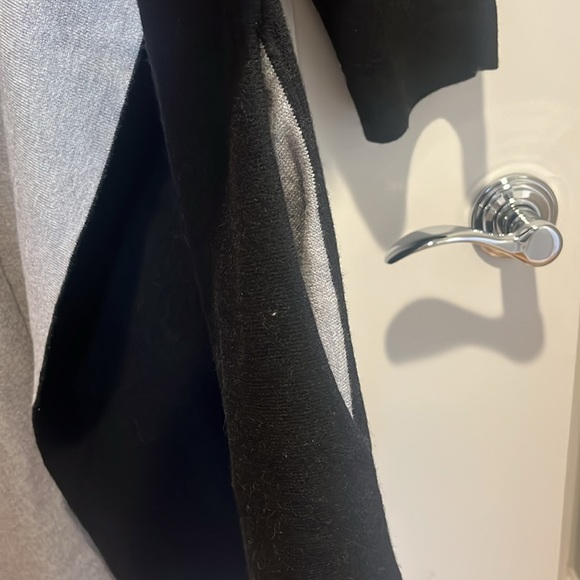 Donna Karan open drape sweater - Picture 5 of 7